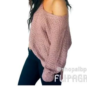 Chunky knit sweater. Pretty brick red color. Size S/M